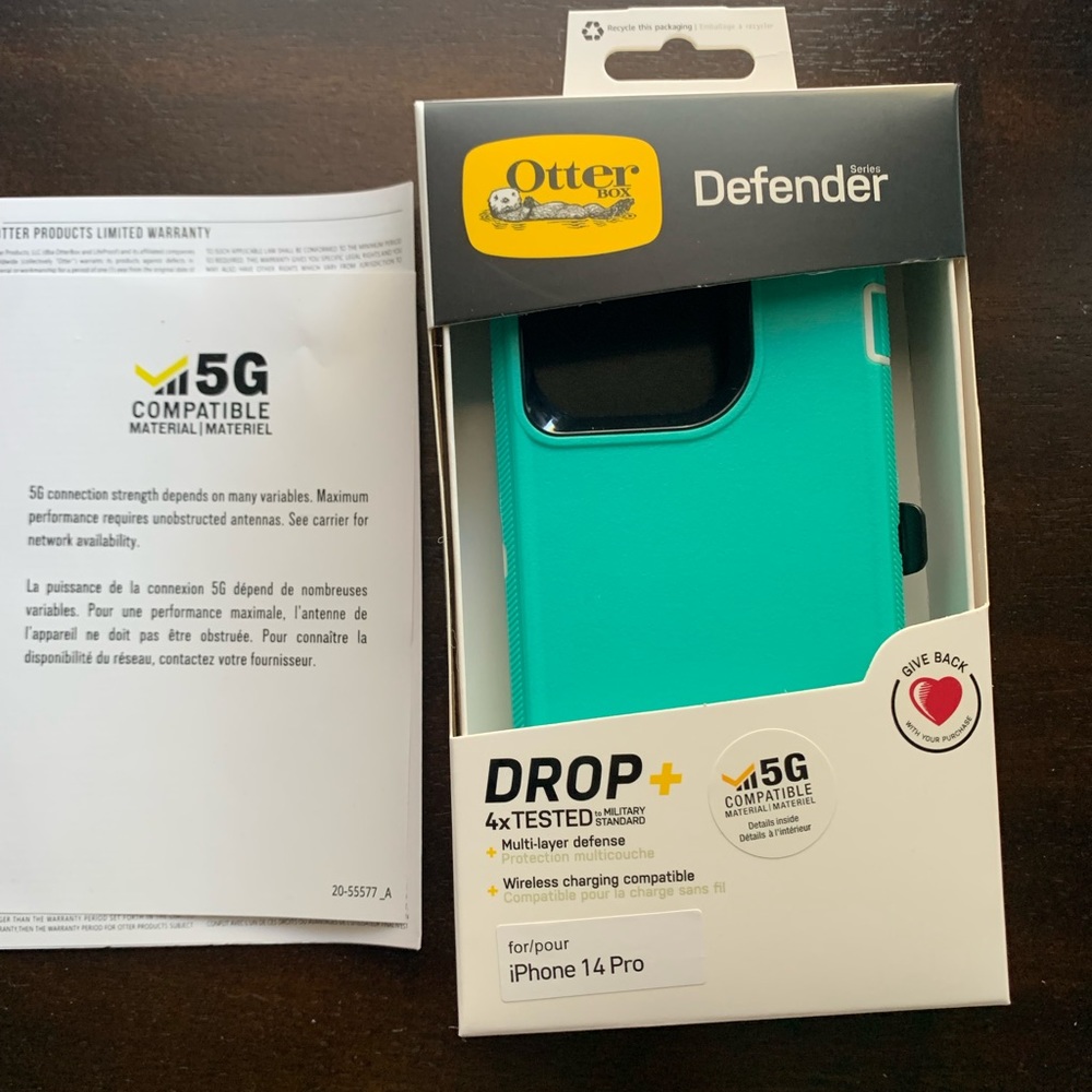 iPhone 14 Pro Otterbox defender case